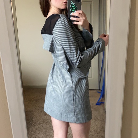 BCBG mini dress ✨ - Picture 2 of 9